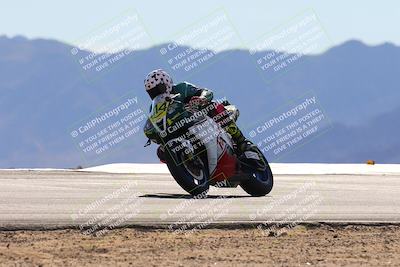 media/Dec-08-2024-CVMA (Sun) [[267e5a7075]]/Race 4-Amateur Supersport Middleweight/